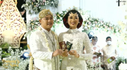 Danang DA Resmi Menikah dengan Hemas Nura. Foto: YouTube/DANANG OFFICIAL